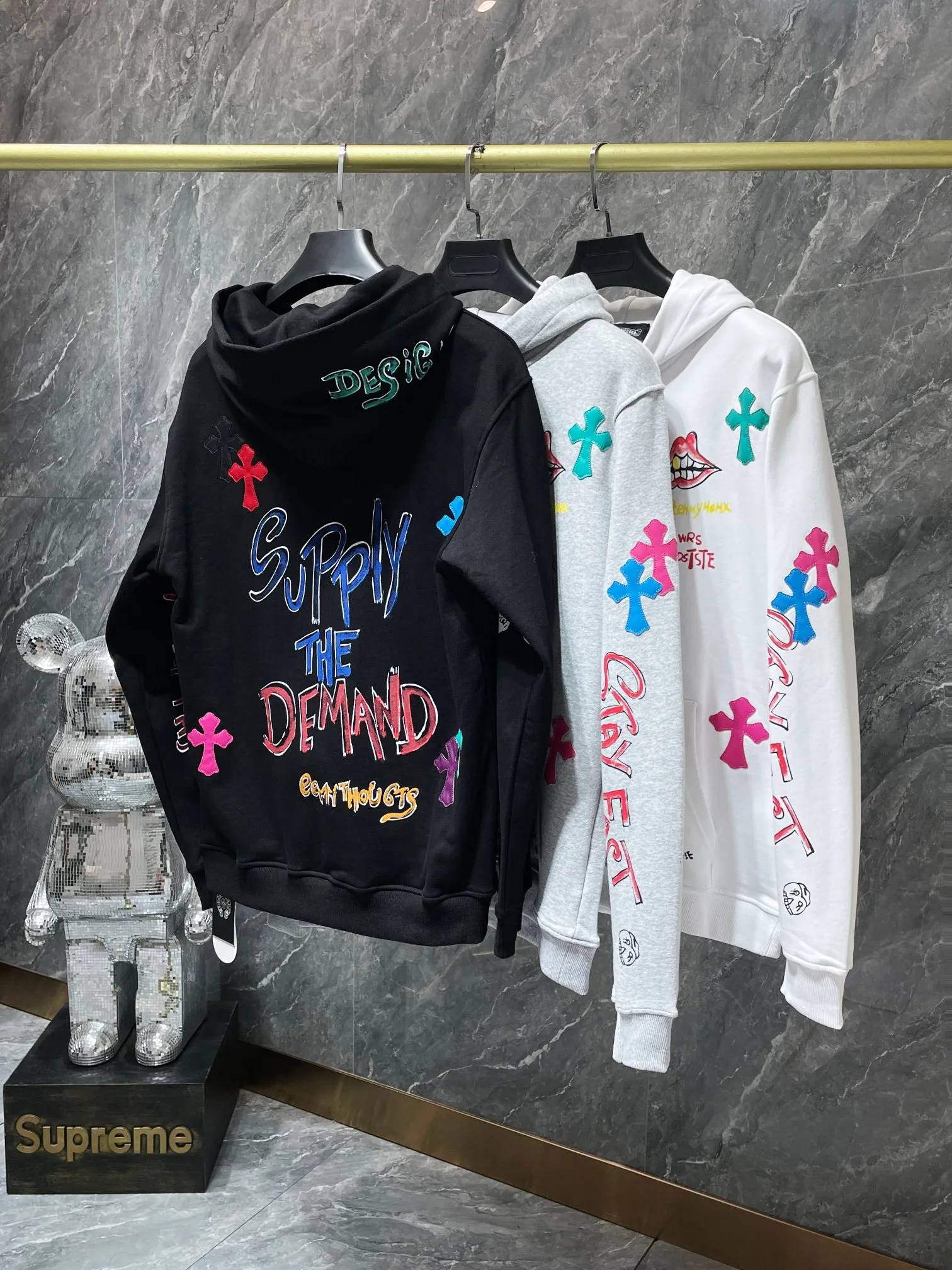 P276 Chrome Hearts Autumn and Winter 2025 Counter Synchronization Colorful cross leather Sanskrit hand-painted graffiti hooded sweatshirt Ins celebrity couple must-have, same style for men and women! The highest version! ! Imported leather! ! A must-have for internet celebrities! Recommended colors: white, black, gray Code numbers: S, M, L, XL